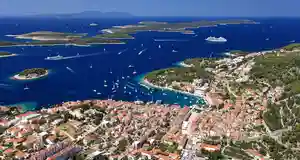 hvar-panorama-optimizirano-za-tisak-boris-kacan.jpg